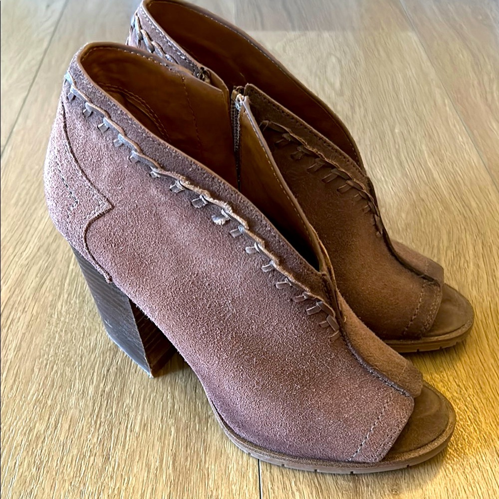 Zodiac Brown Mia Shooties with Block Heel